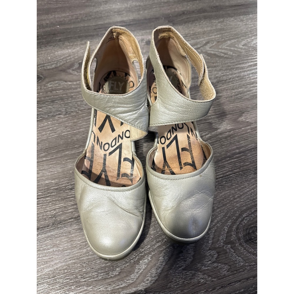 Fly London Yaz Metallic Gold Leather Wedge Pump Mary Jane Shoes 41 500466009